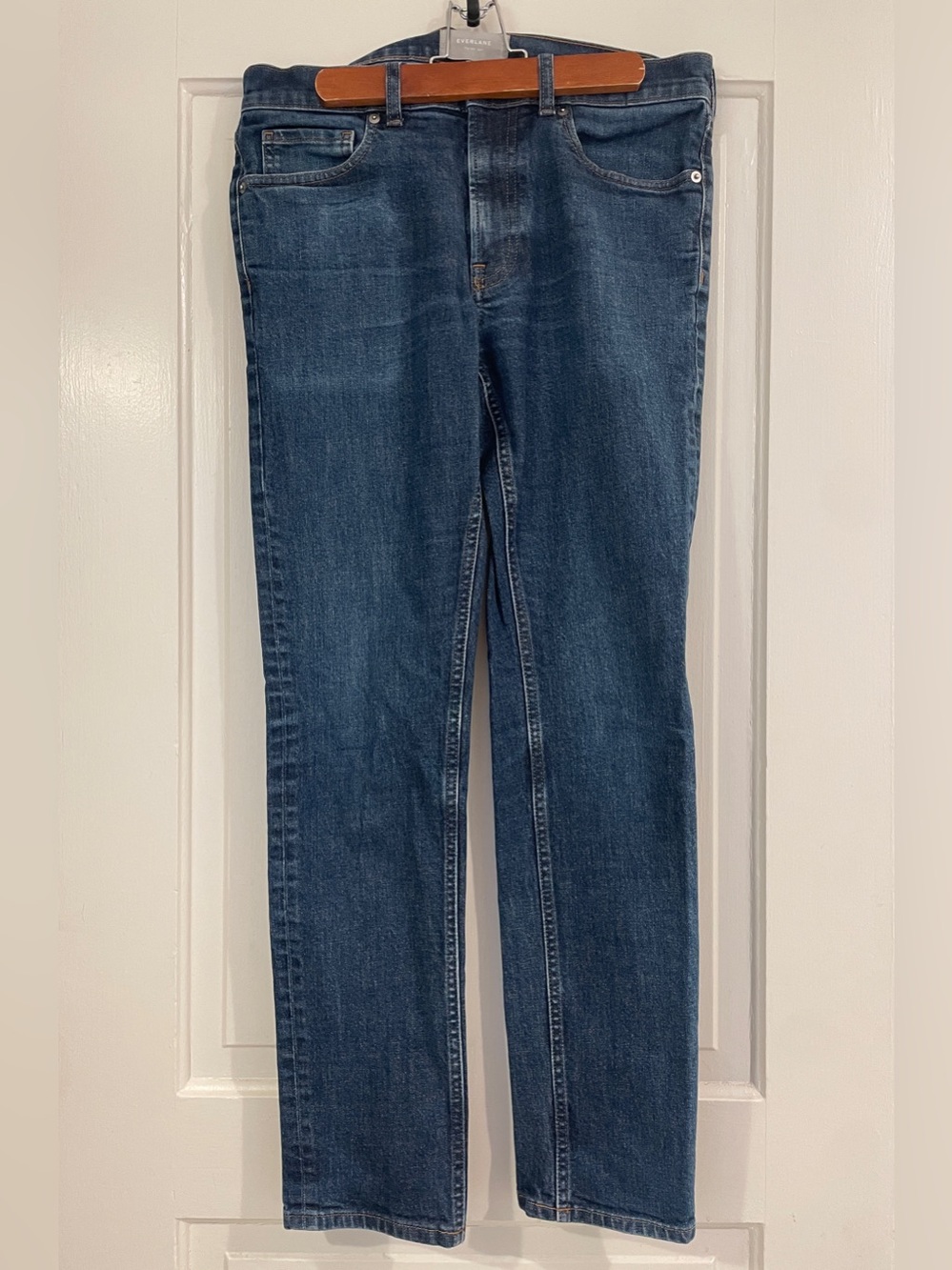 Everlane Men’s Slim Straight Jeans — Dark Blue Wash